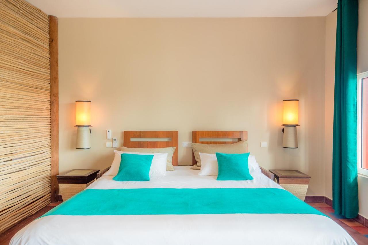 Suites Anagani Le Francois Exterior photo